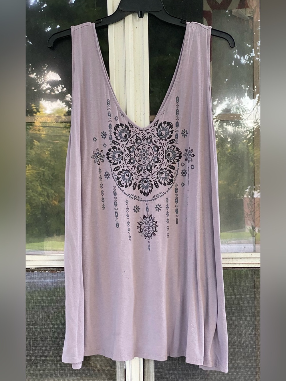 Torrid Lavender Tank Top with Black Boho Medallion Design 4X